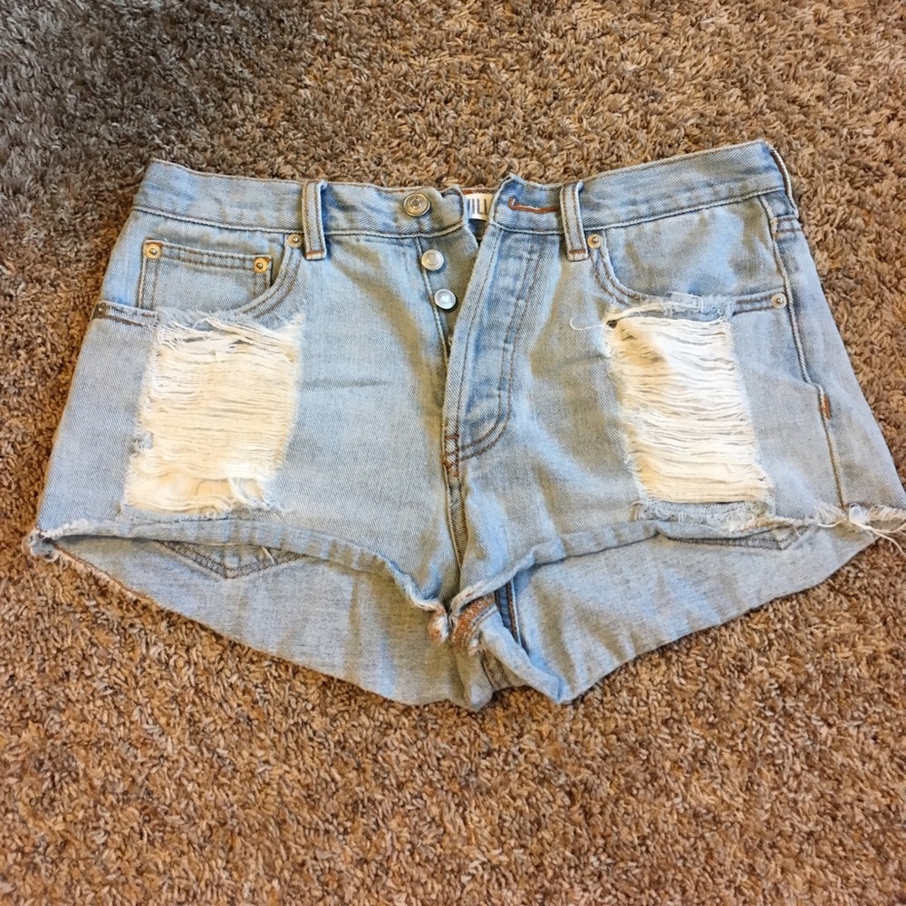 Brandy Melville button up shorts size 28